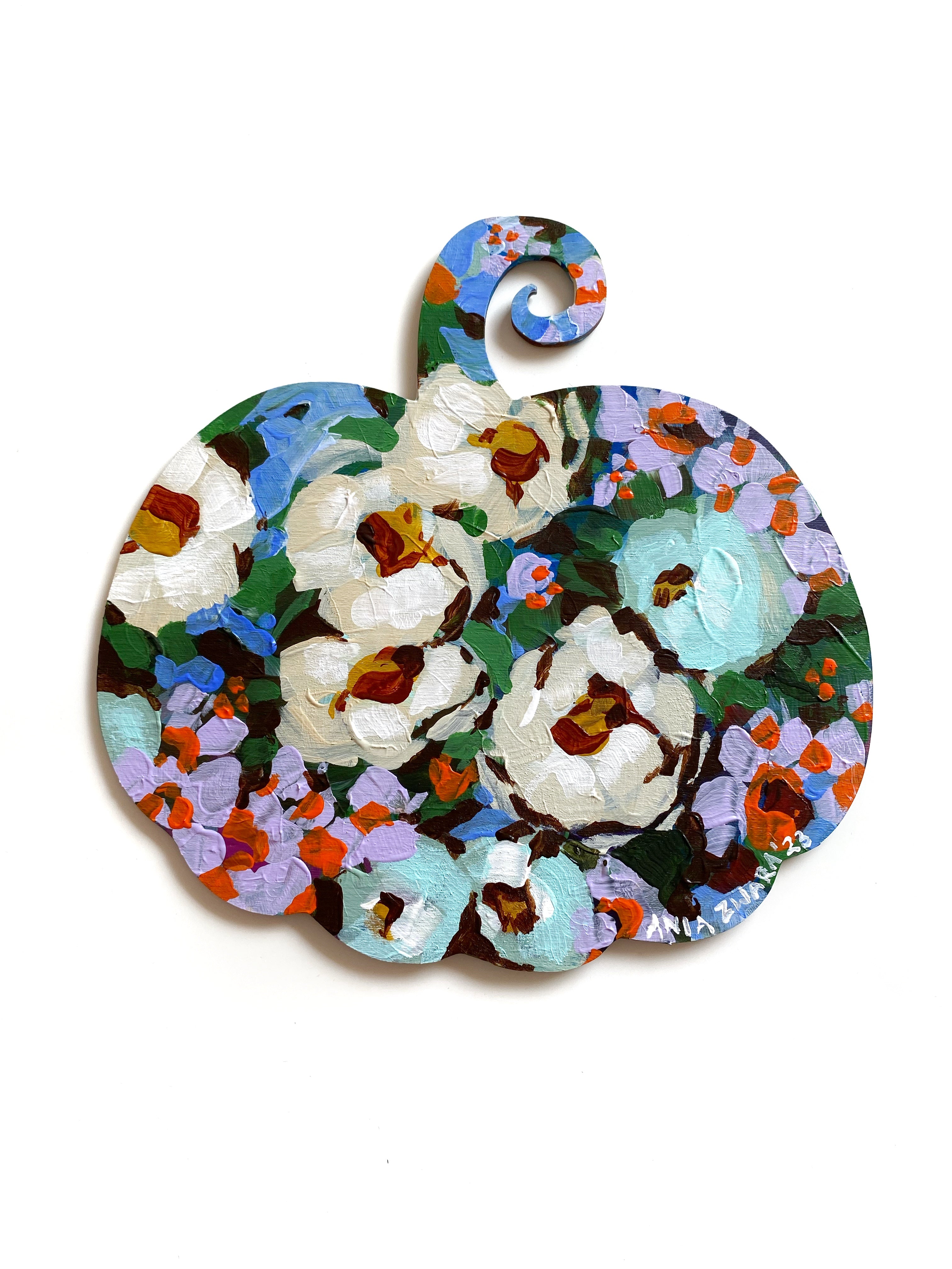 Violet Daisies Pumpkin